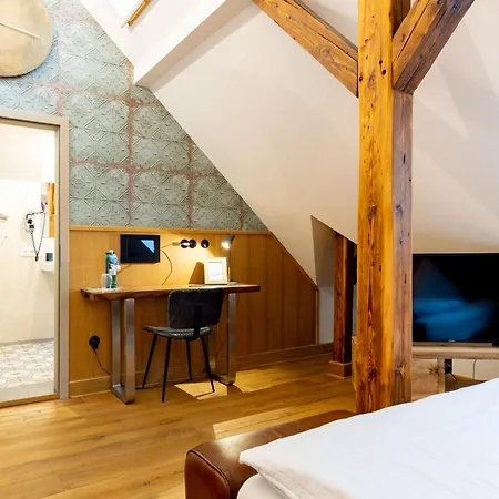 1782 - Contactless Self Check-in 4*