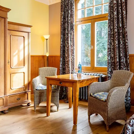 1782 - Contactless Self Check-in 4* رمشيد